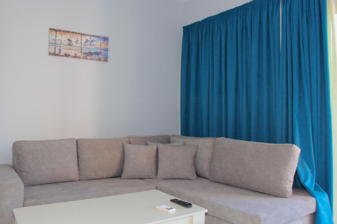 Maxi'S Apartments Sarandë Esterno foto